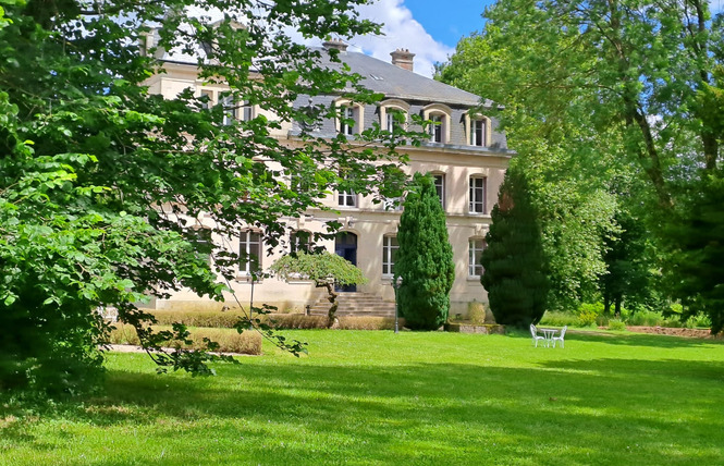 CHAMBRES D'HÔTES CHÂTEAU DES AULNES 1 - Bouconville-sur-Madt