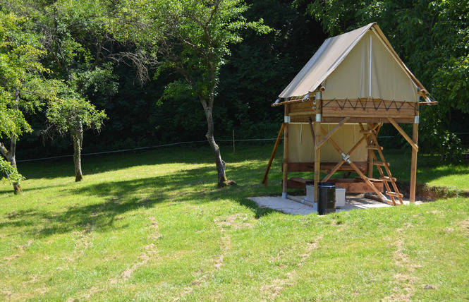 CABANE-TENTE PERCHÉE CAMPING DU BOIS JOLI 1 - Saint-Maurice-sous-les-Côtes